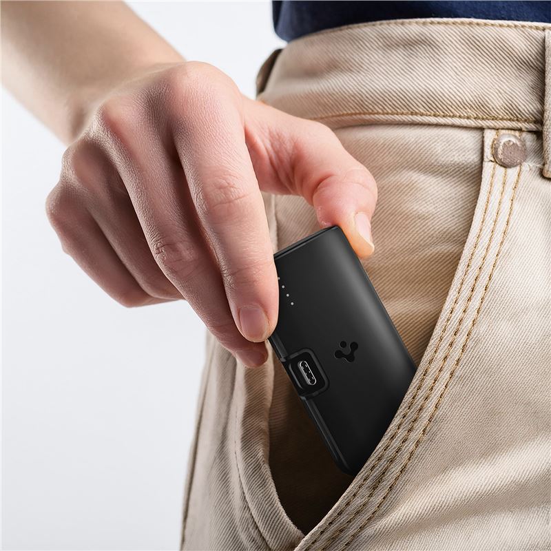 Spigen Essential 5,000 mAh 22.5W Power Bank, black EA2205