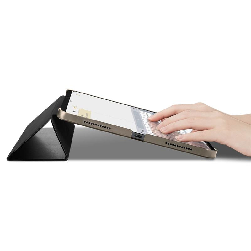 Stylish and lightweight case for everyday use