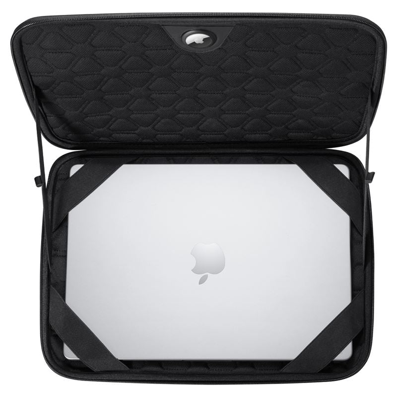 Spigen Rugged Armor Pro, black - MacBook Pro 16" M4 2024/M3 2023/M2 2023/M1 2021