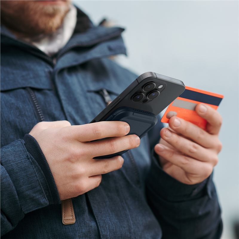 Spigen iPhone Lock Fit MagSafe Wallet, metal slate