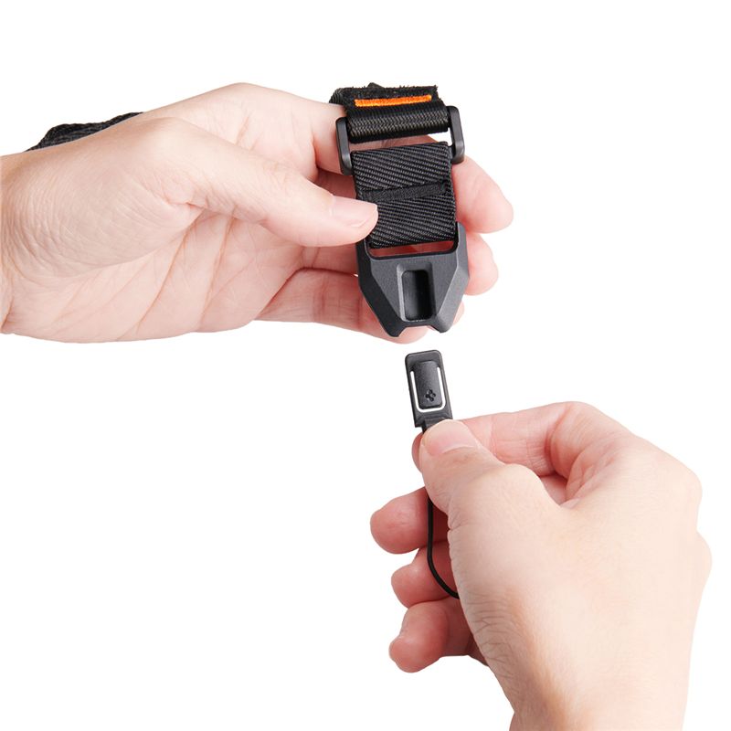 Spigen univerzálna šnúrka na zápästie (Strap 1P) DA30S, čierna