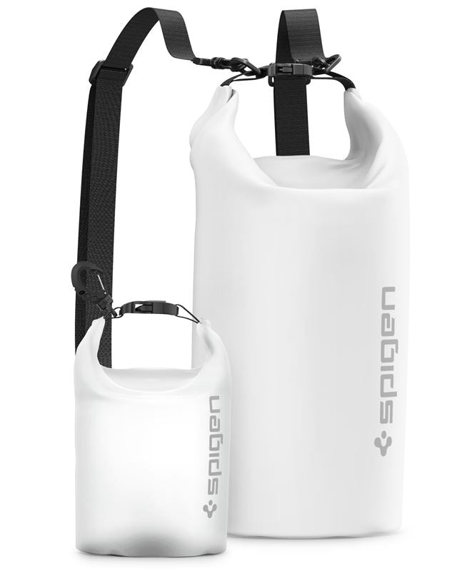 The 20L dry bag is large enough to carry towels, clothes, and water bottles.With two straps, you can wear it in various ways, such as a crossbody or backpack.The additional 2L bag is designed for smartphones, wallets, and small items. It's a perfect dry bag set for your outdoor activities