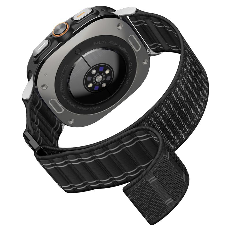 Spigen Fabric Band (suchý zips), čierny - Samsung Galaxy Watch Ultra 2/Ultra 47mm